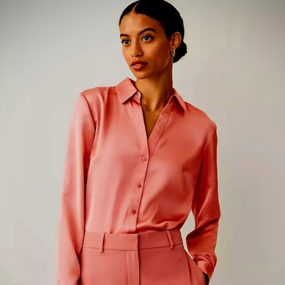 Banana Republic Salmon Button-Down Blouse